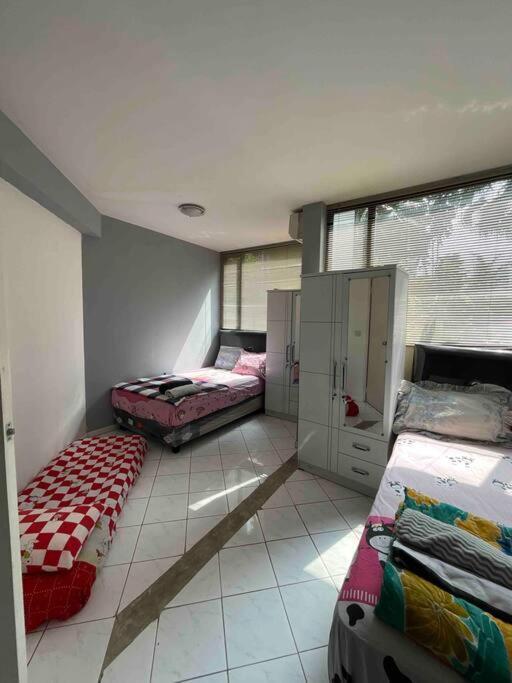 Wonderful Escape South * Jakarta